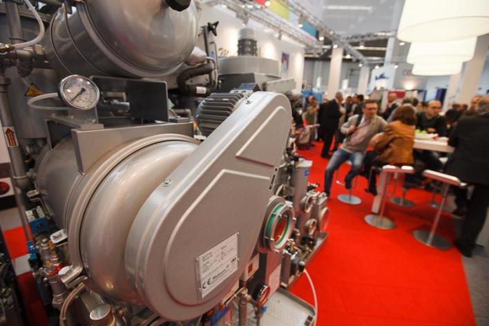 Industriemaschine, Messe, Technik, Ausstellung, Anlagenbau, Besucher, Maschinenbau